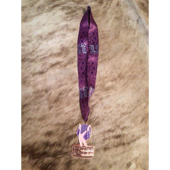 Yes.Fit Spain Grape Stomping 50.2 Miles Medal And Ribbon Virtual Fitness Running - Picture 1 of 4
